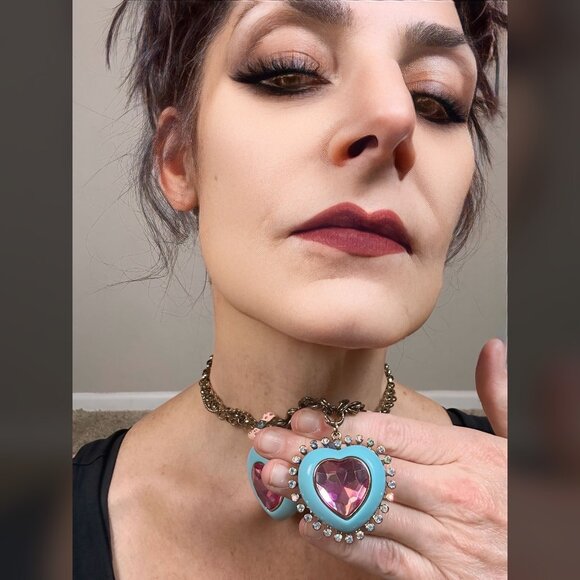 Betsey Johnson Hearts & Bows Necklace Chunky Pink & Blue with Gold Choker Boho - Picture 4 of 14